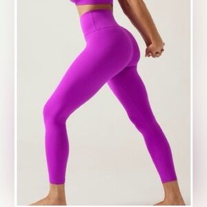 Athleta Transcend 7/8 Tight in Bold Purple